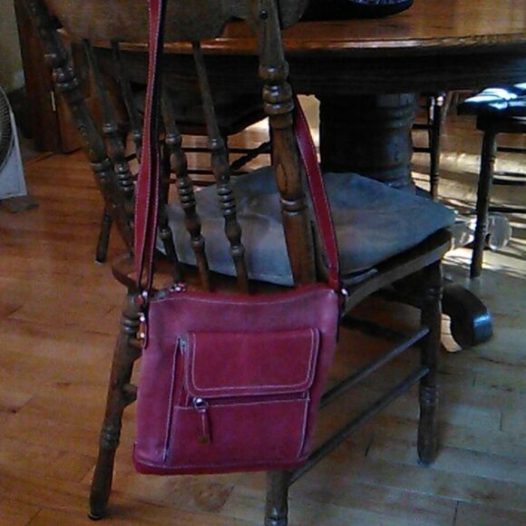 Giani Bernini Red Crossbody Bag - Picture 12 of 12